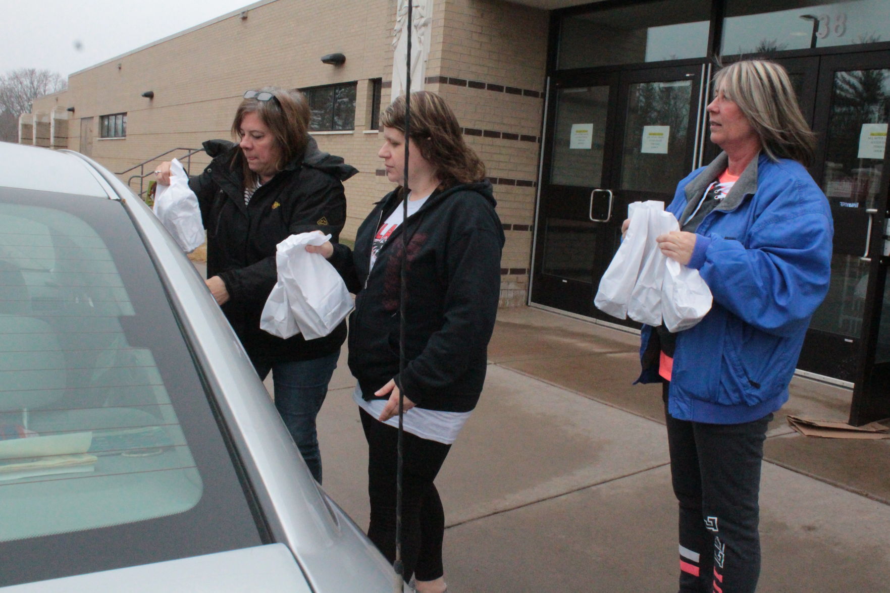 Milaca Public Schools deliver student meals curbside